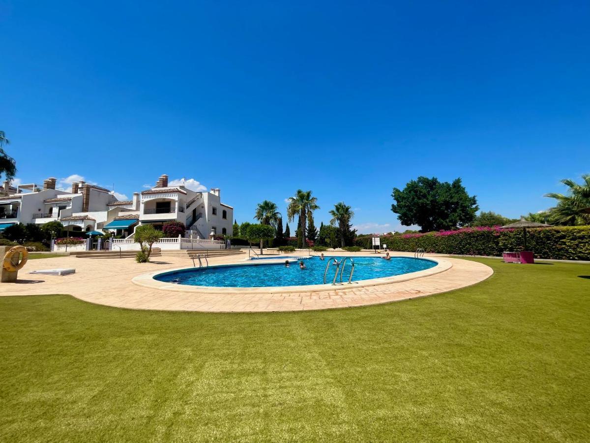 Casa Beth Villamartin 2 Bedroom/ 2 Bathroom With Pool Orihuela Dış mekan fotoğraf